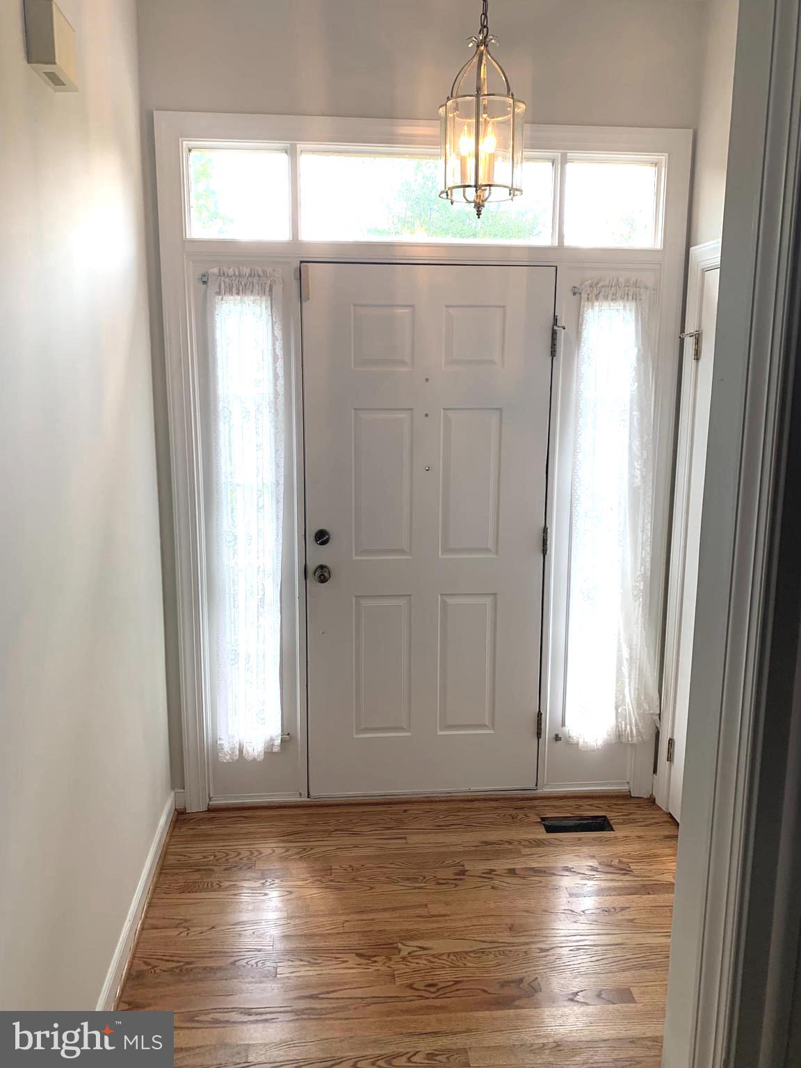 NORTH POTOMAC - Residential Lease