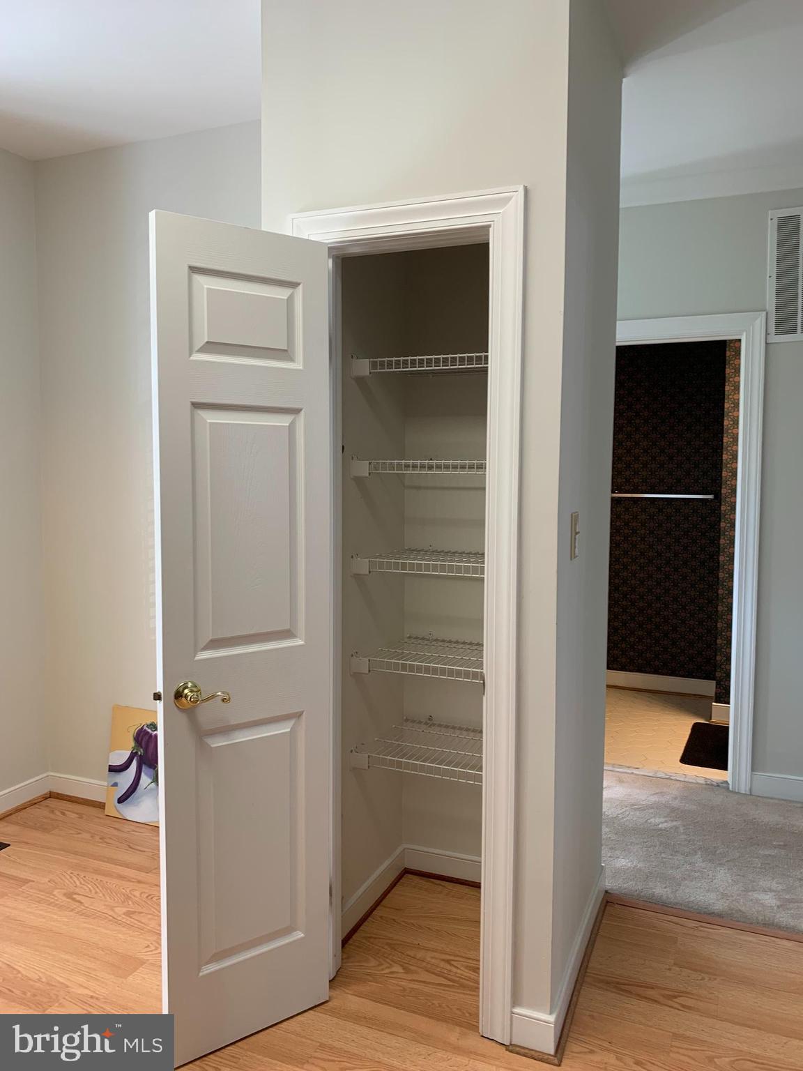 NORTH POTOMAC - Residential Lease