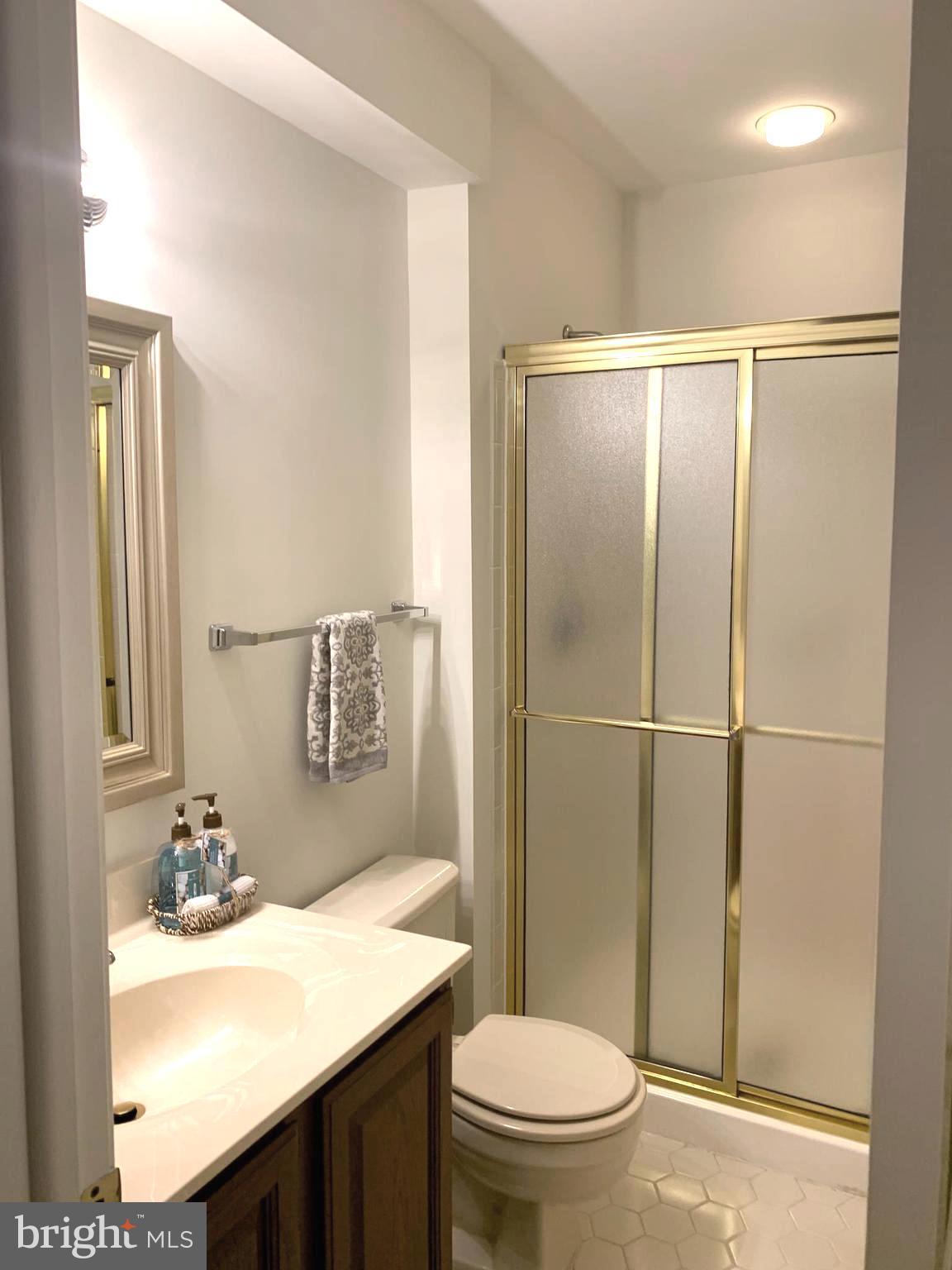 NORTH POTOMAC - Residential Lease