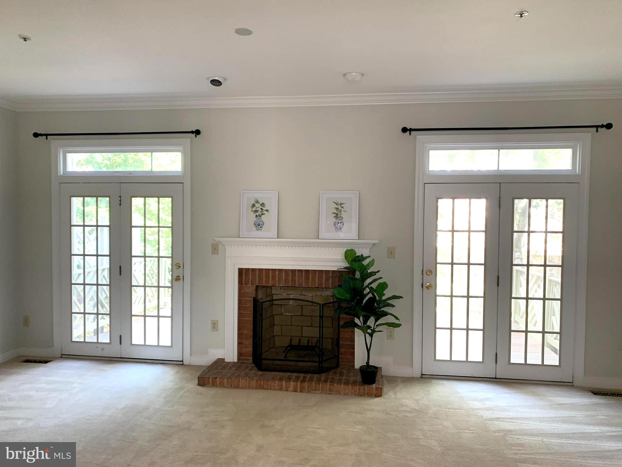 NORTH POTOMAC - Residential Lease