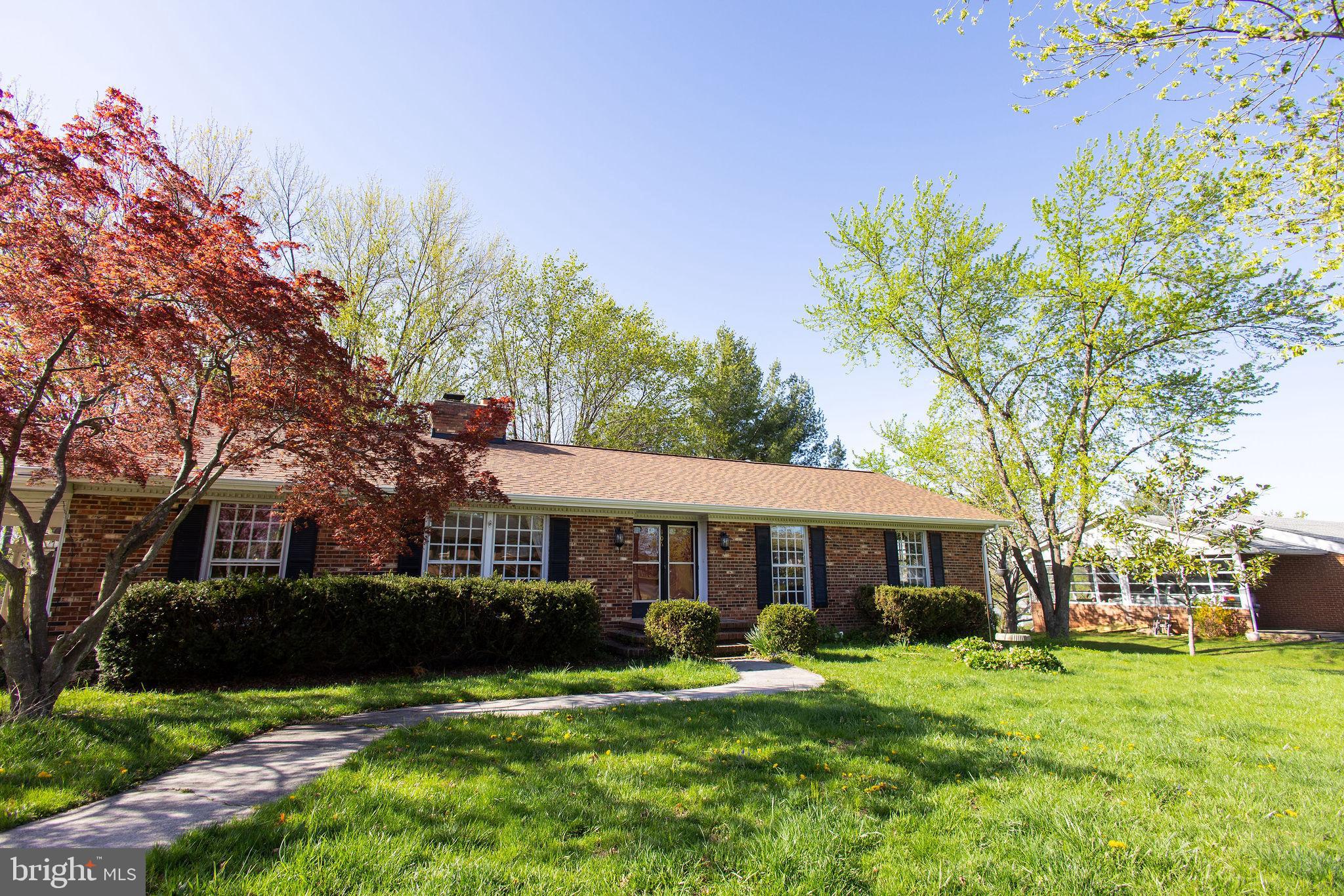 ROLLING FIELDS - Residential