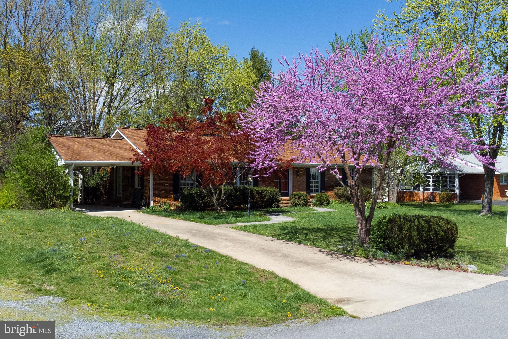 ROLLING FIELDS - Residential