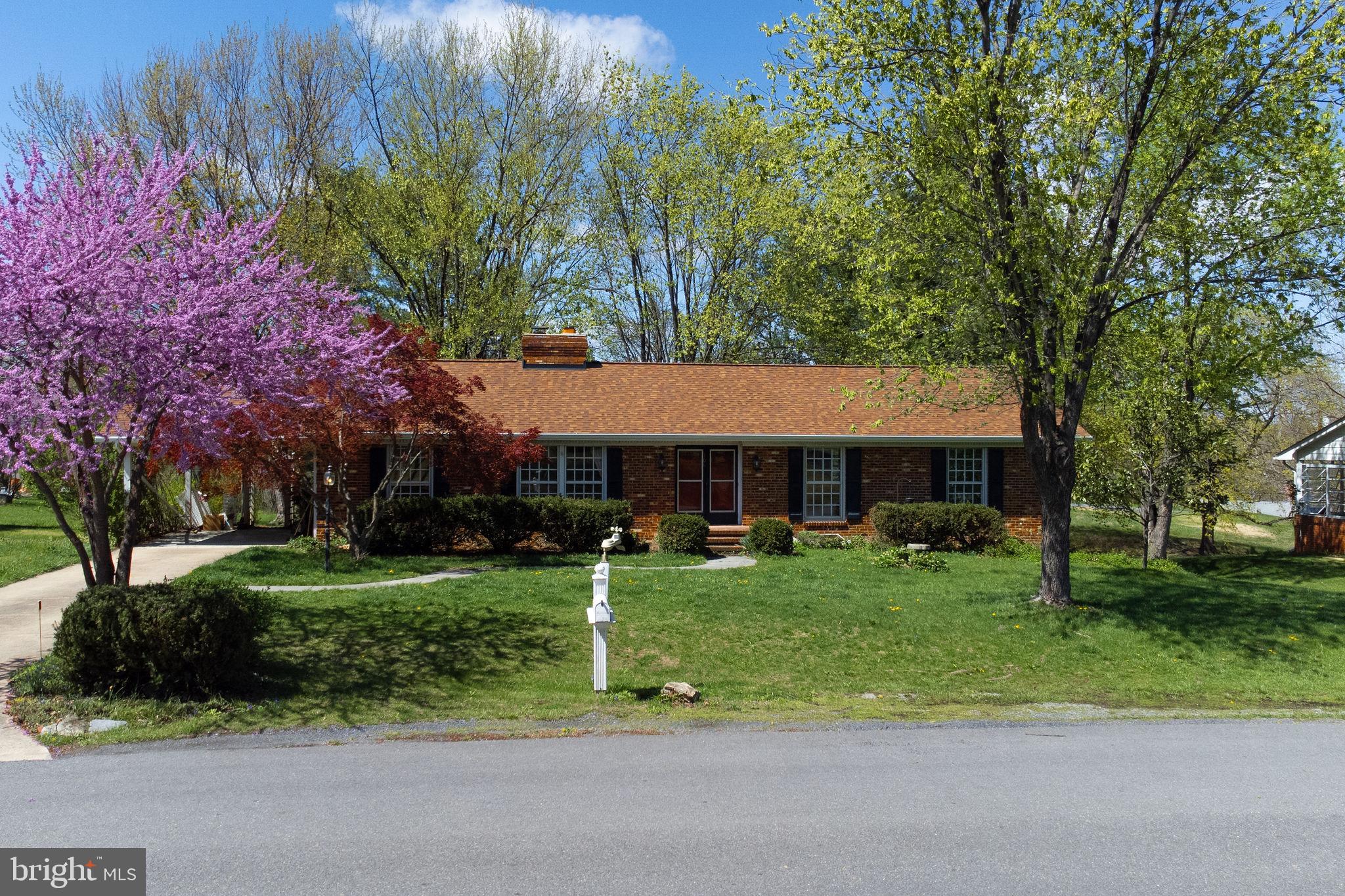 ROLLING FIELDS - Residential