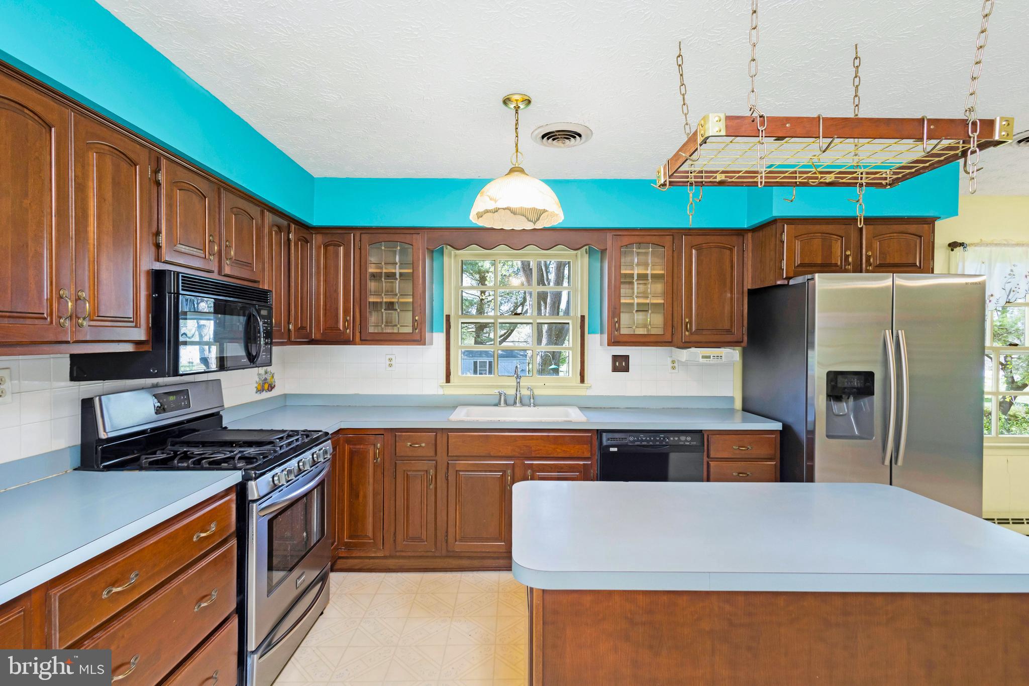 ROLLING FIELDS - Residential