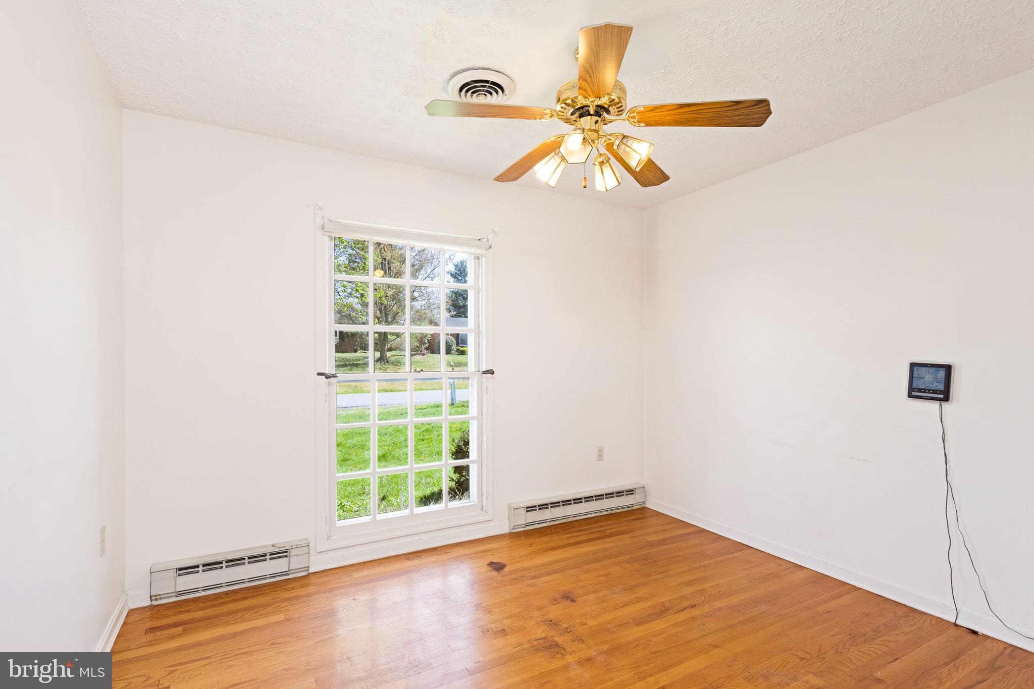 ROLLING FIELDS - Residential