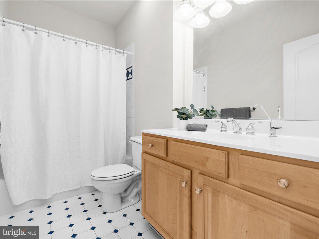 BRANTWOOD - Residential