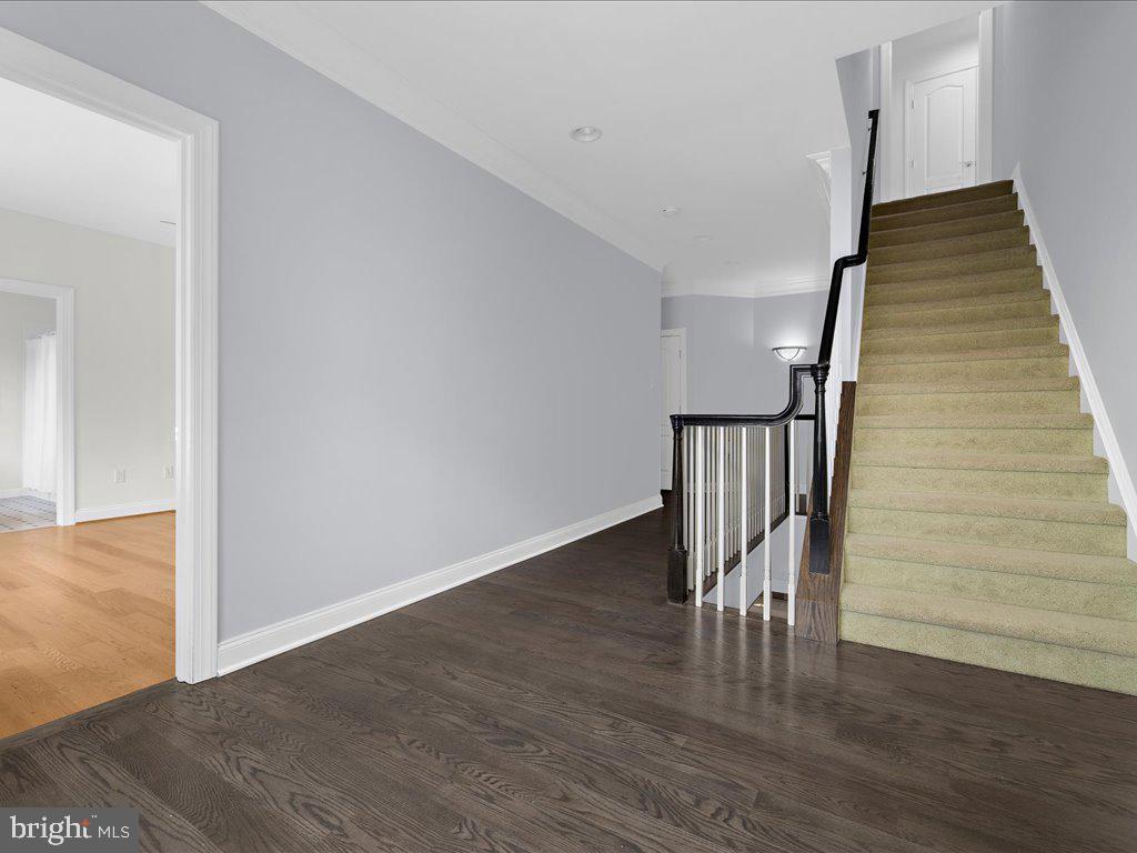 BRANTWOOD - Residential