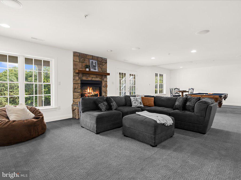 BRANTWOOD - Residential