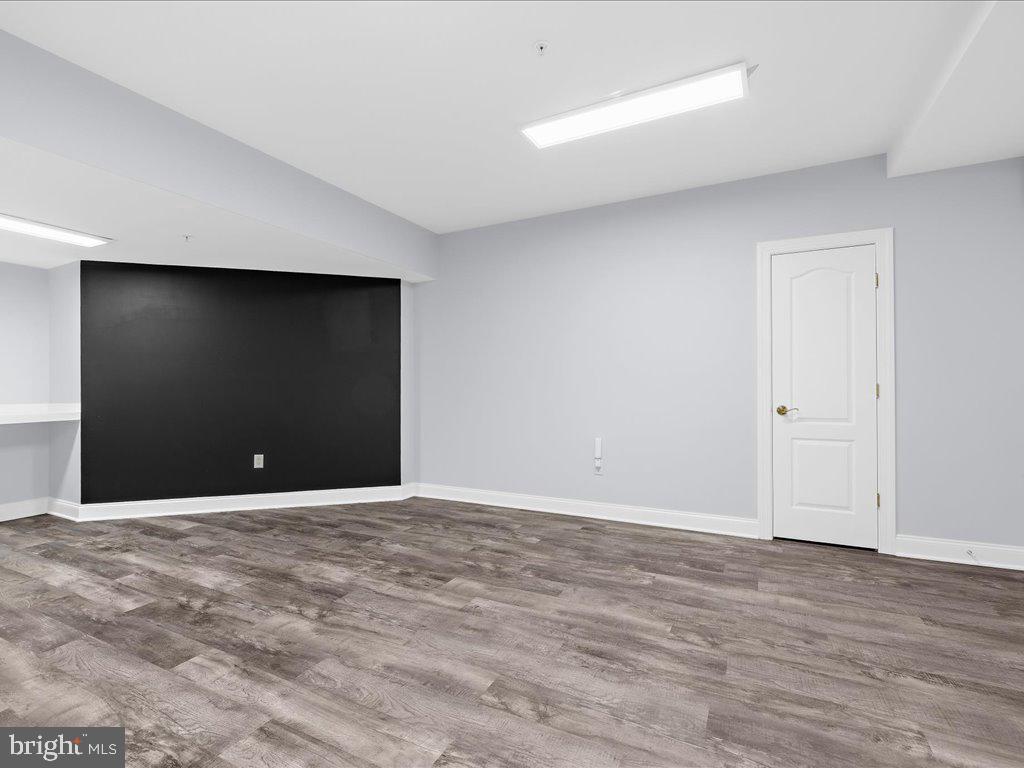 BRANTWOOD - Residential