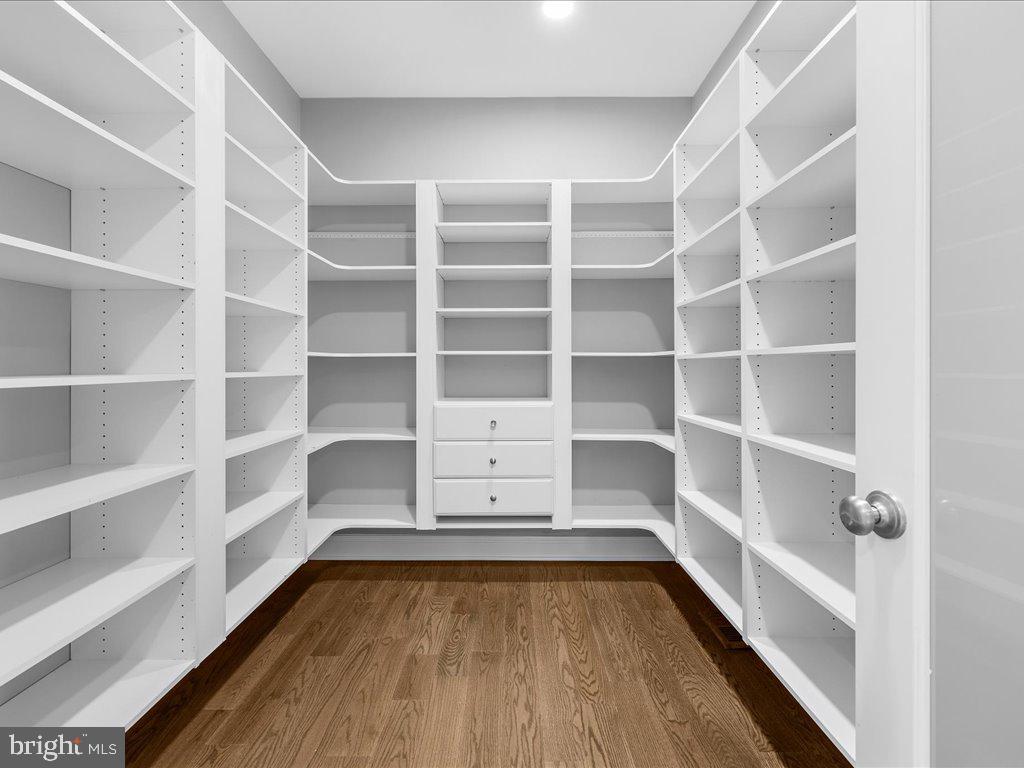 BRANTWOOD - Residential