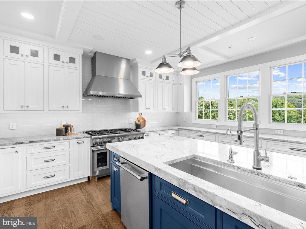 BRANTWOOD - Residential