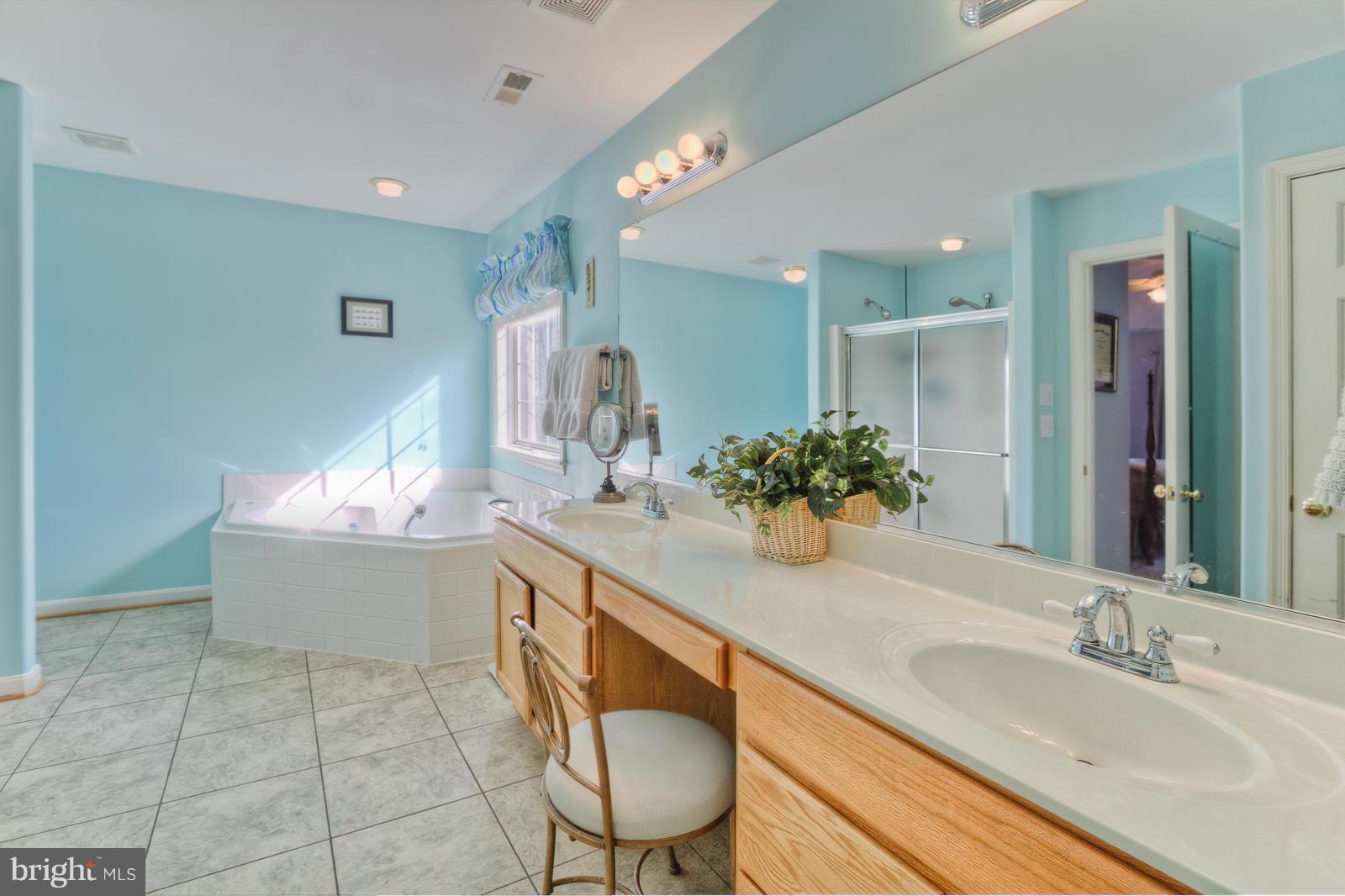 AUTUMN RIDGE - Residential