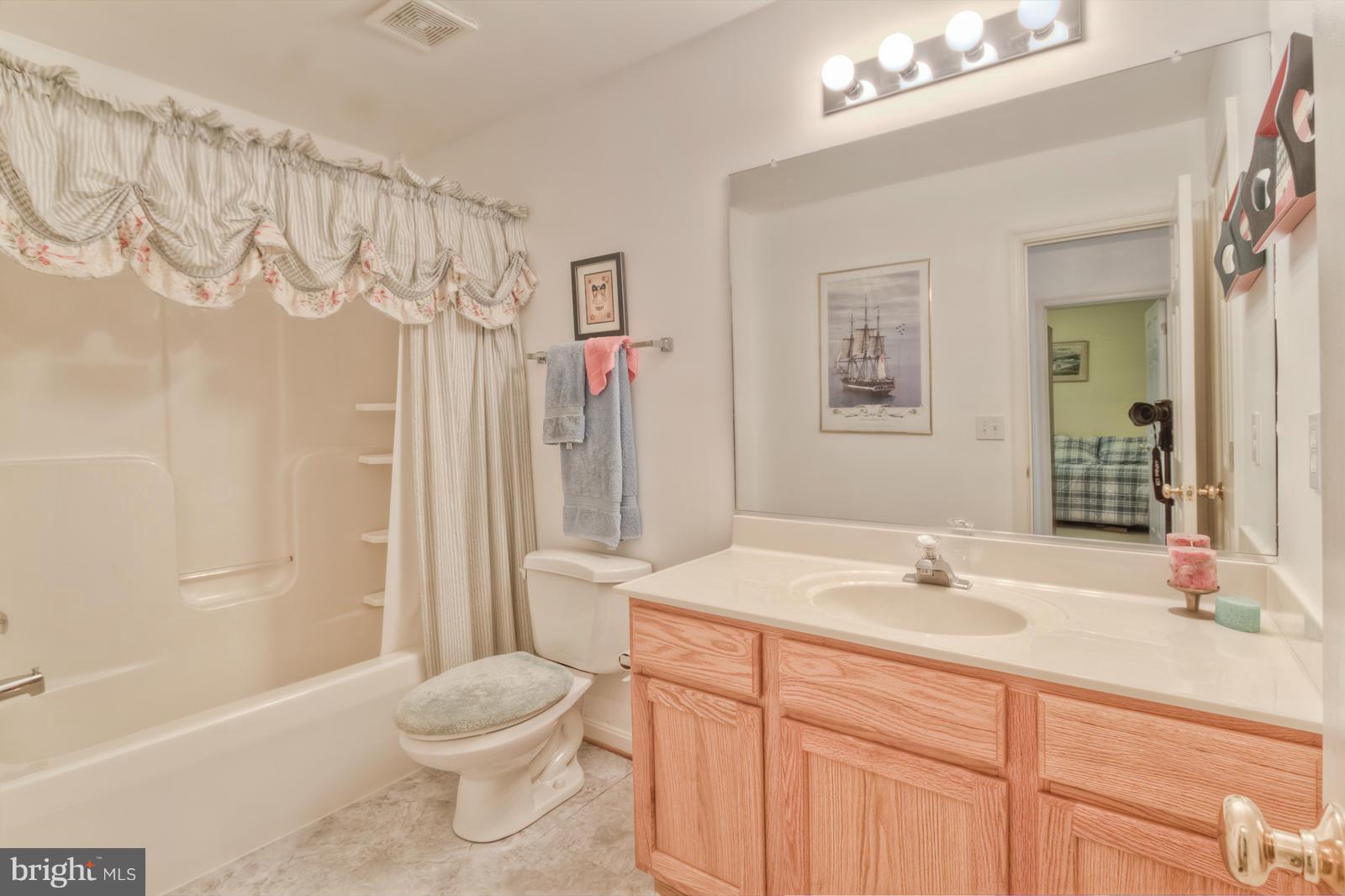 AUTUMN RIDGE - Residential