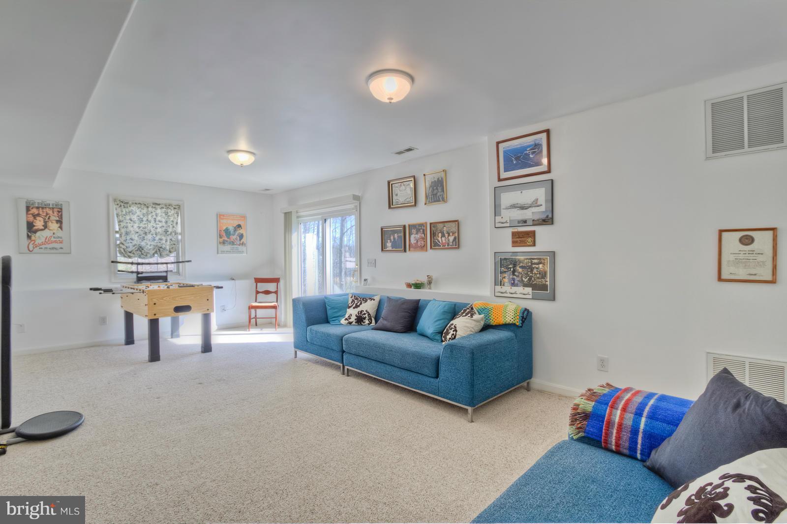 AUTUMN RIDGE - Residential