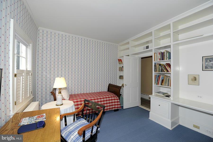 GEORGETOWN - Residential