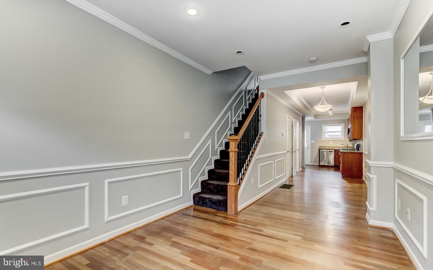 126 N BRADFORD STREET