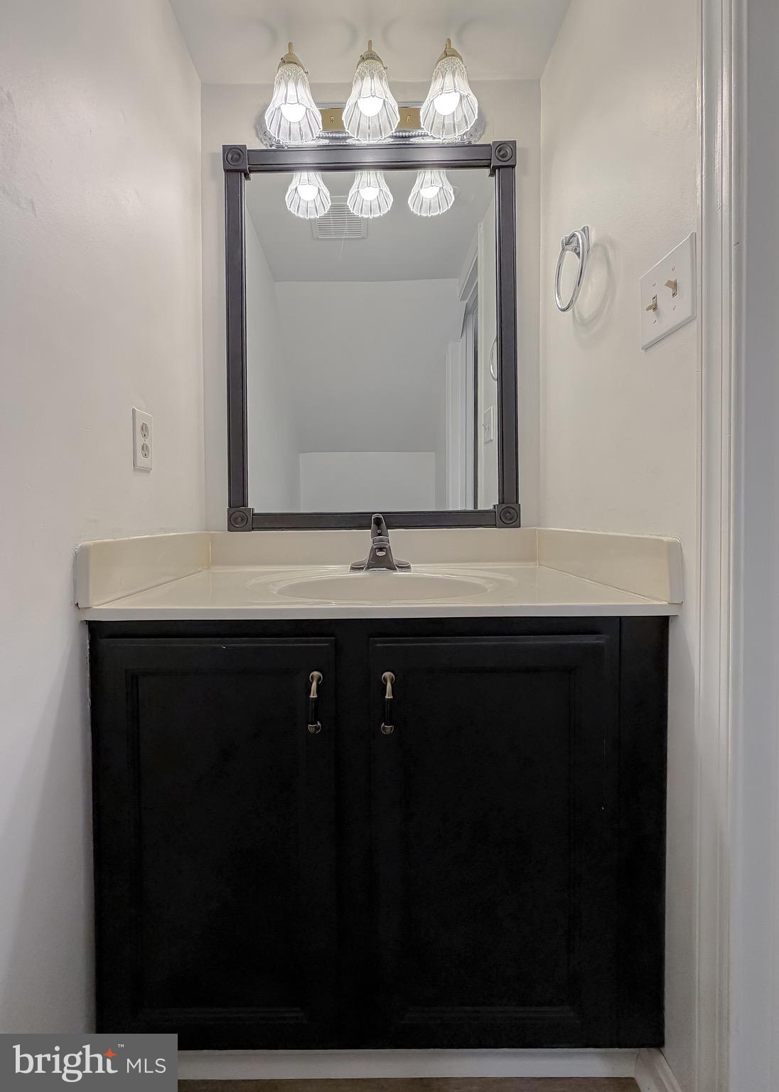 SOUTHGATE CENTER - Residential