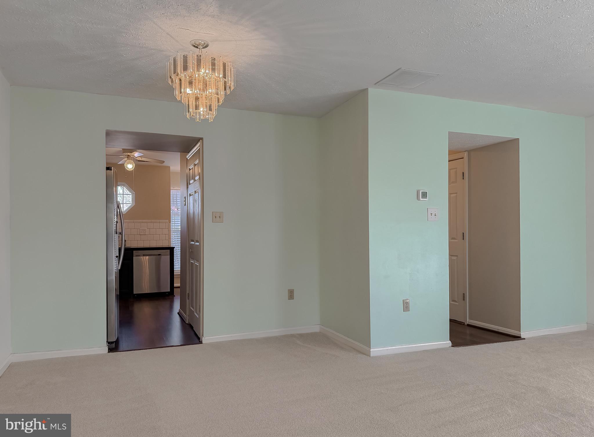 SOUTHGATE CENTER - Residential