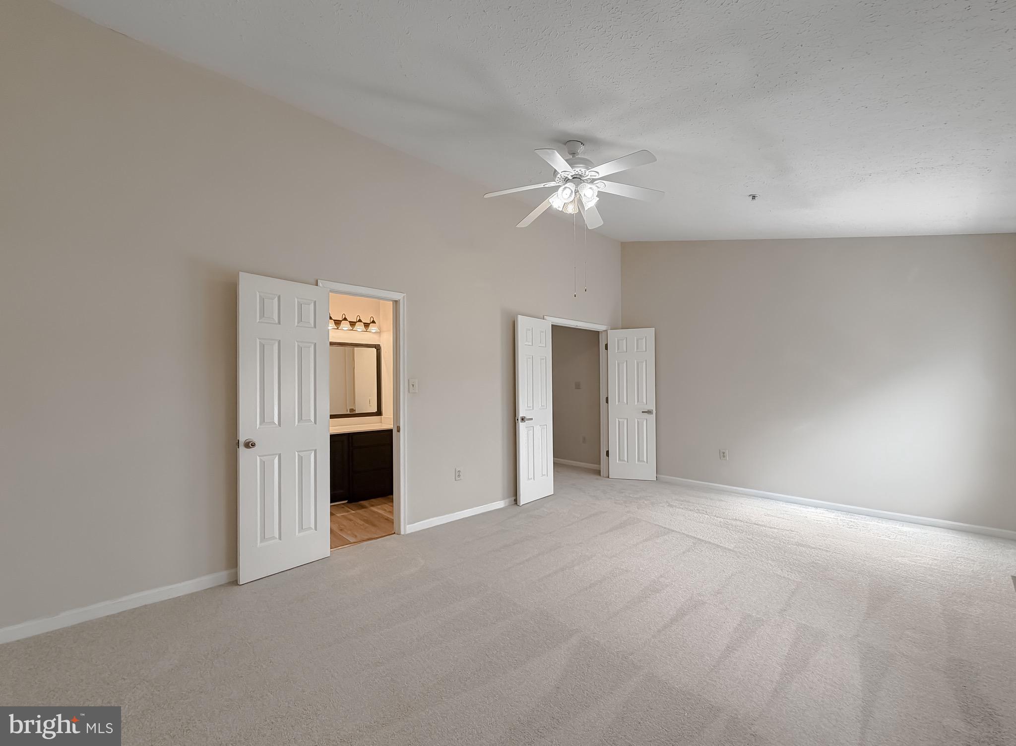 SOUTHGATE CENTER - Residential