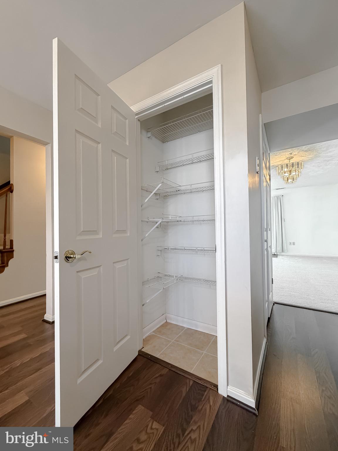 SOUTHGATE CENTER - Residential