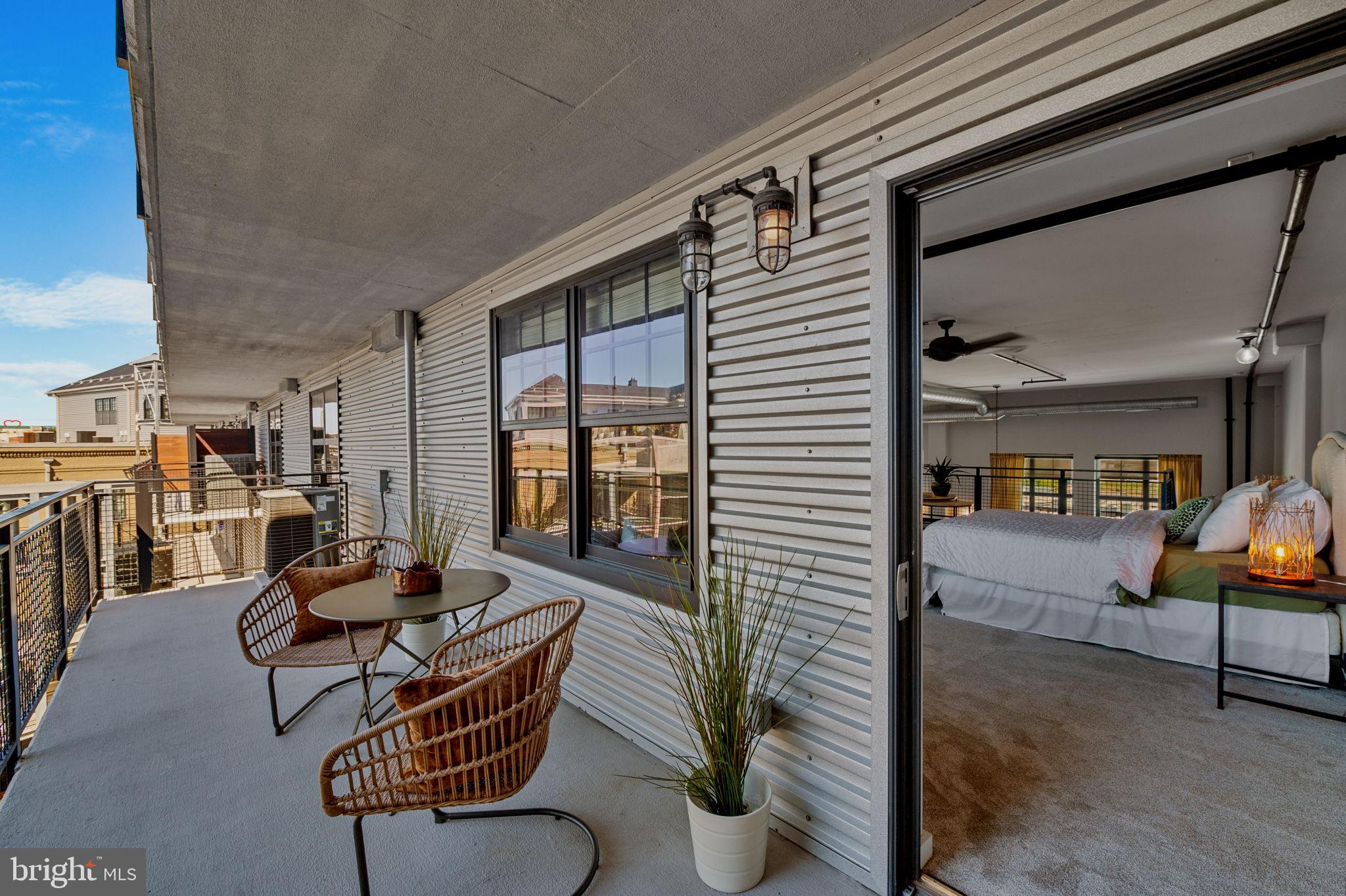 LITTLE ITALY - Residential