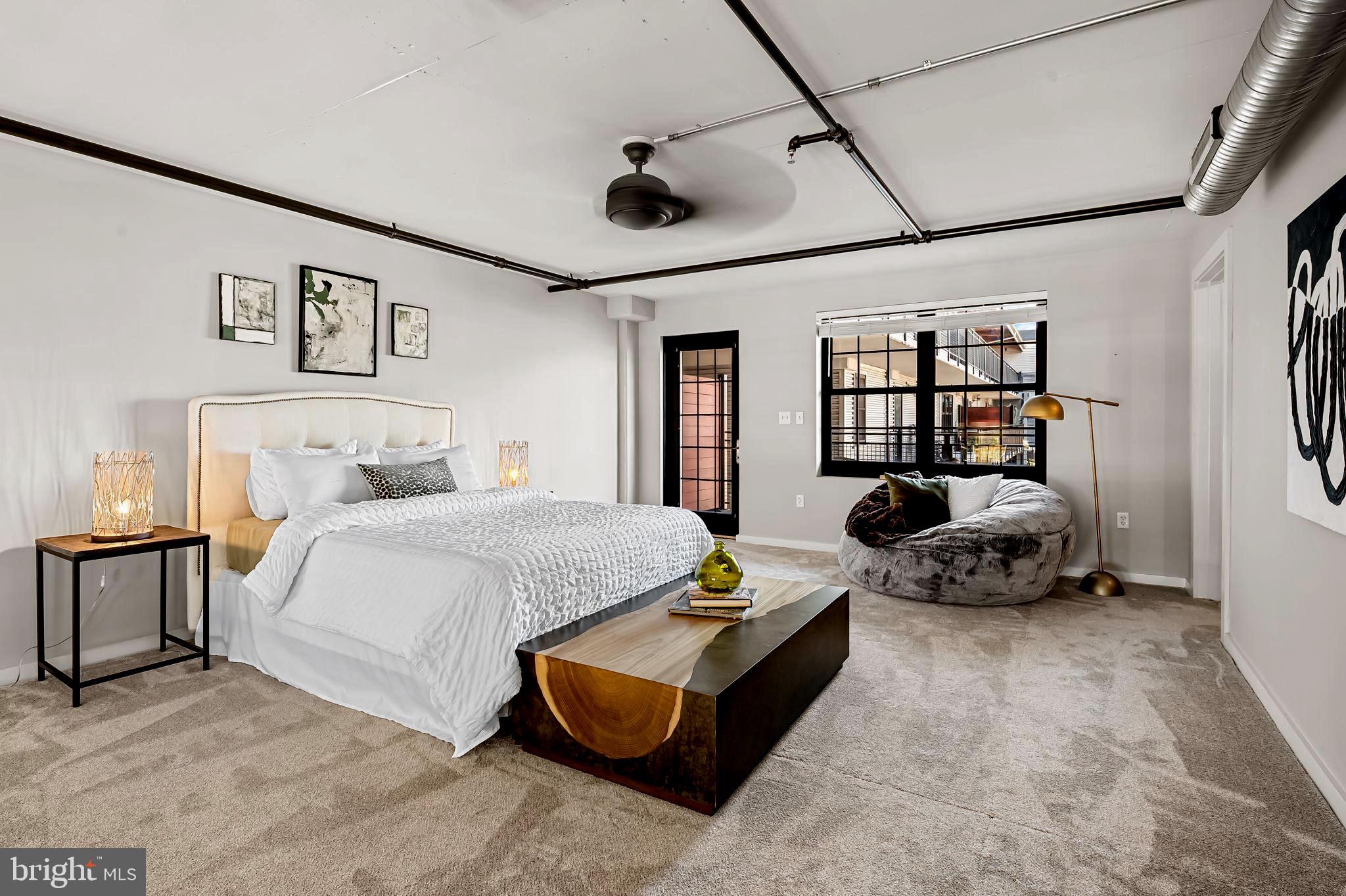 LITTLE ITALY - Residential