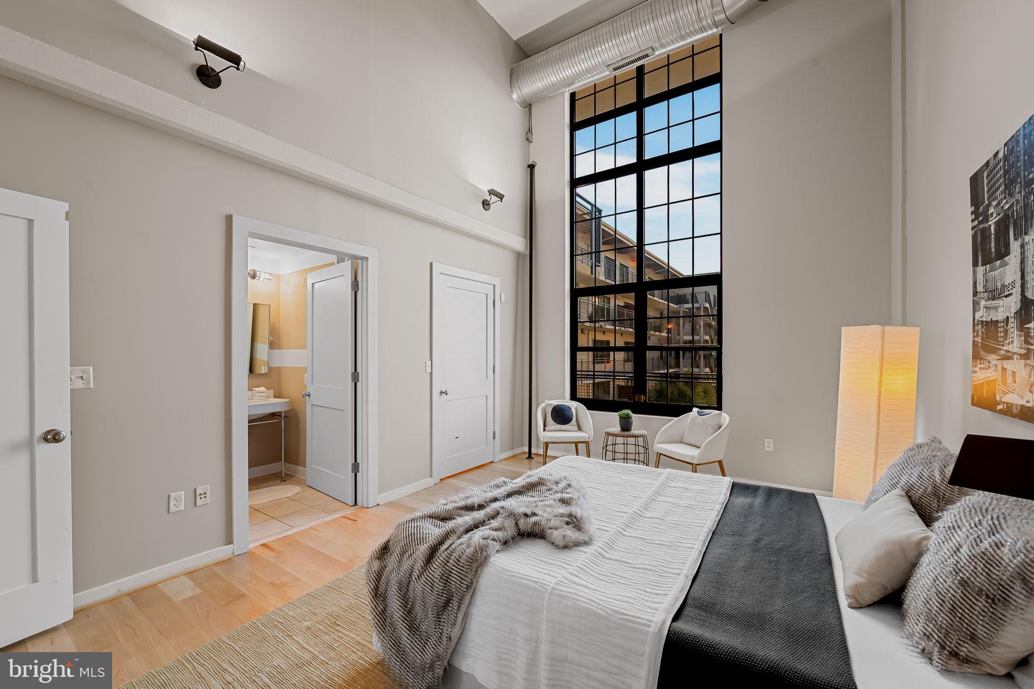 LITTLE ITALY - Residential