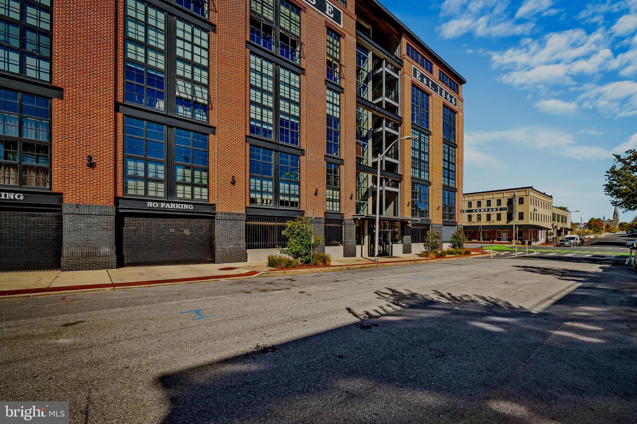 LITTLE ITALY - Residential