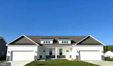 MLS: WVBE2054344