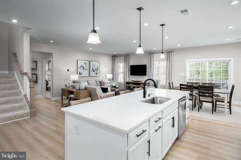 737 SAGEBRUSH LOOP