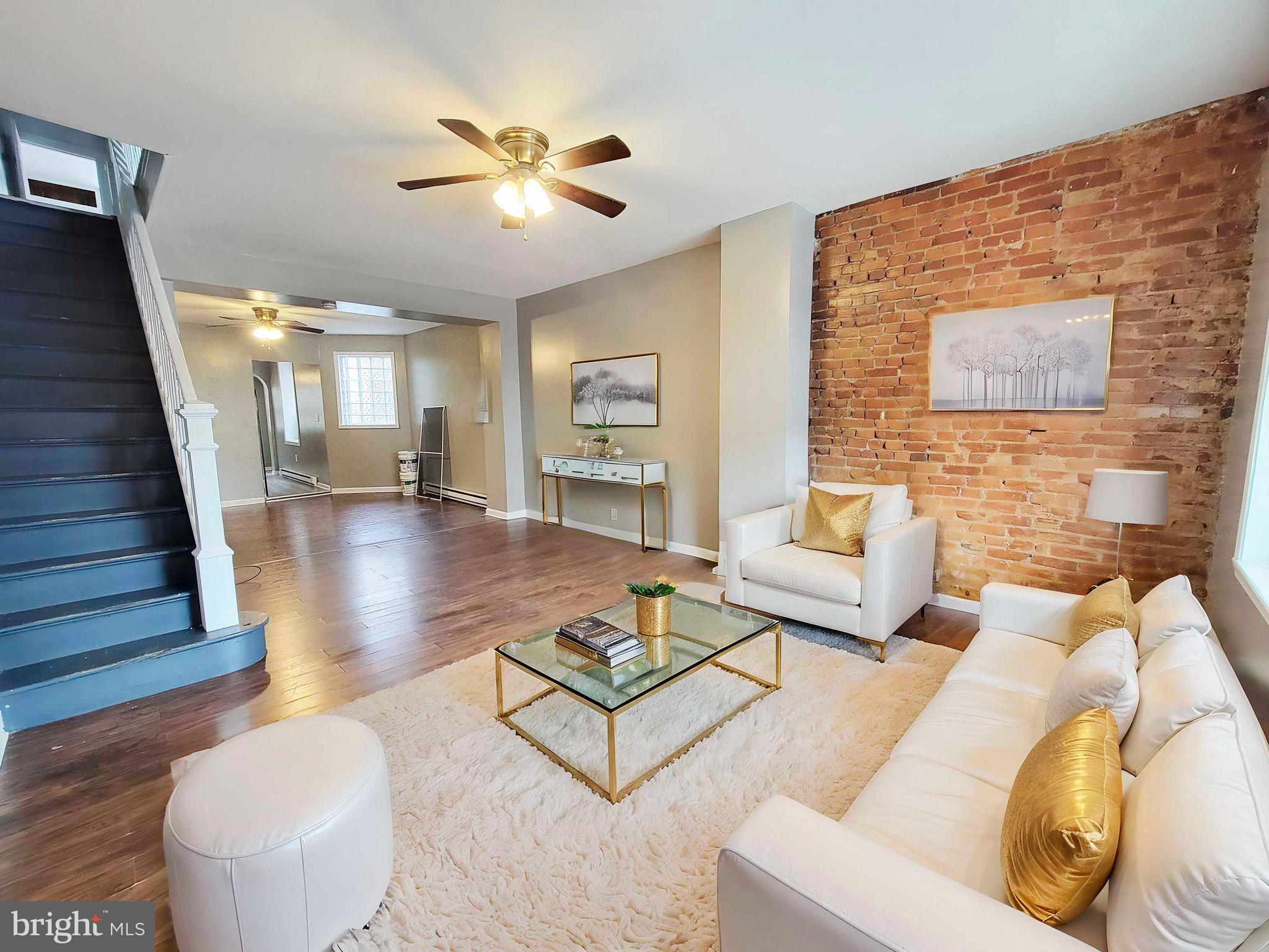 853 E WESTMORELAND STREET