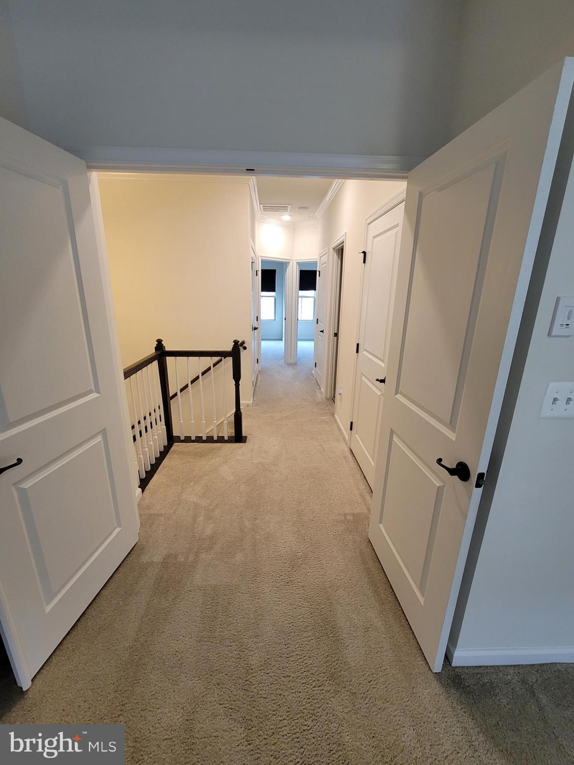 LOUDOUN CROSSING CONDOMINIUM - Residential Lease