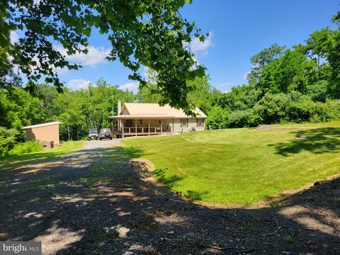 1451 LICKING CREEK ROAD BIG COVE TANNERY PA 17212