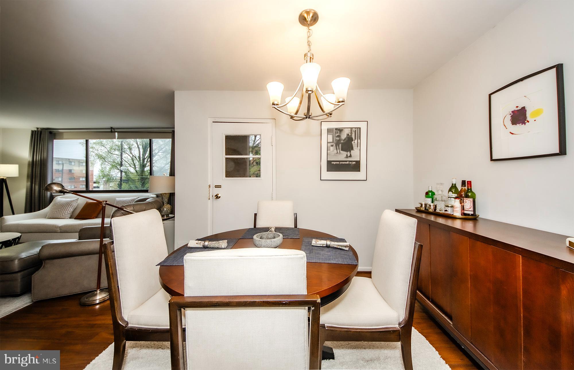 LORCOM HOUSE - Residential