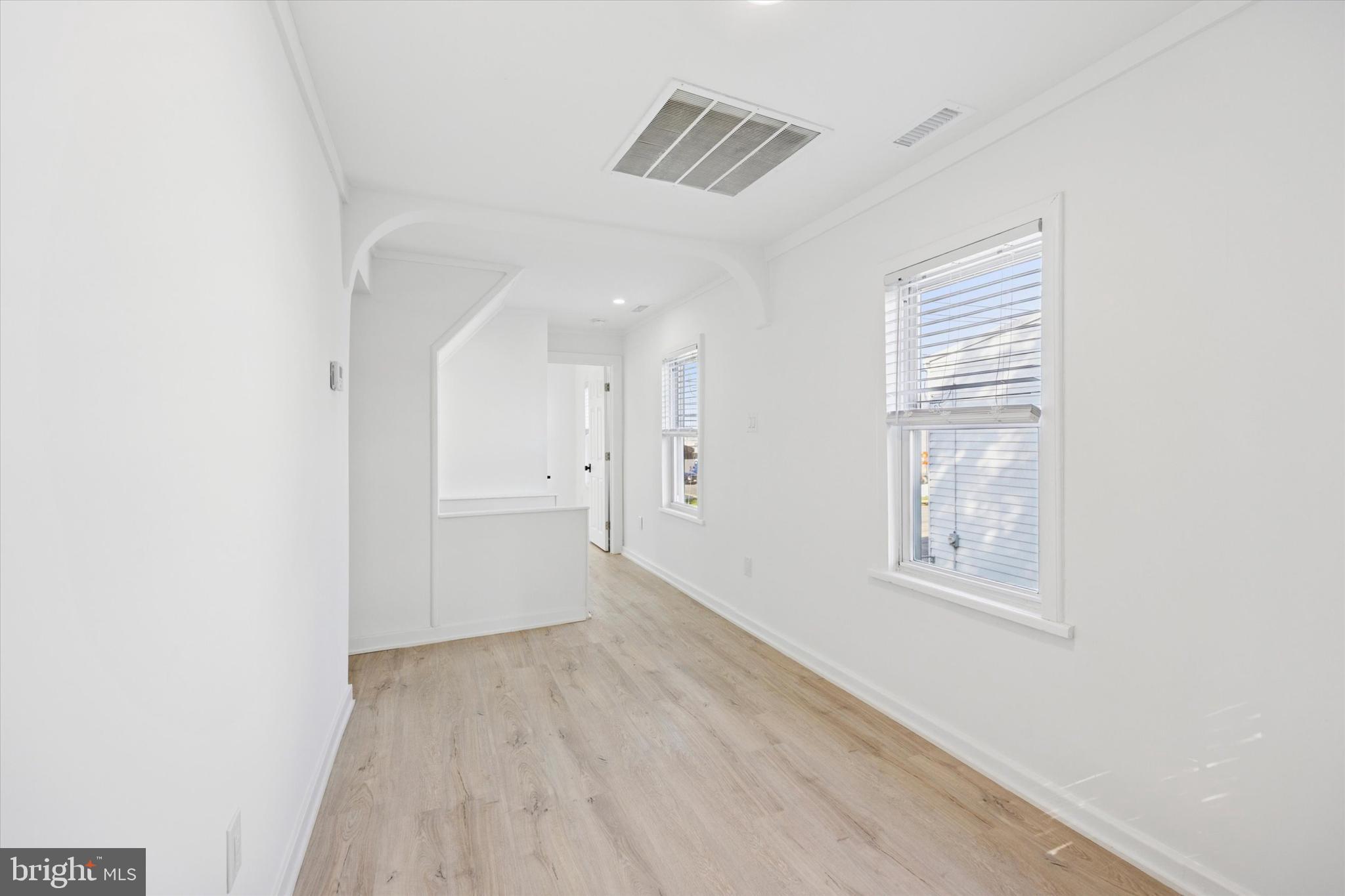 905 JERSEY AVE 2