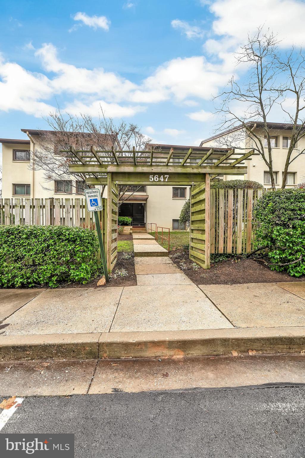 HARPERS CHOICE - Residential