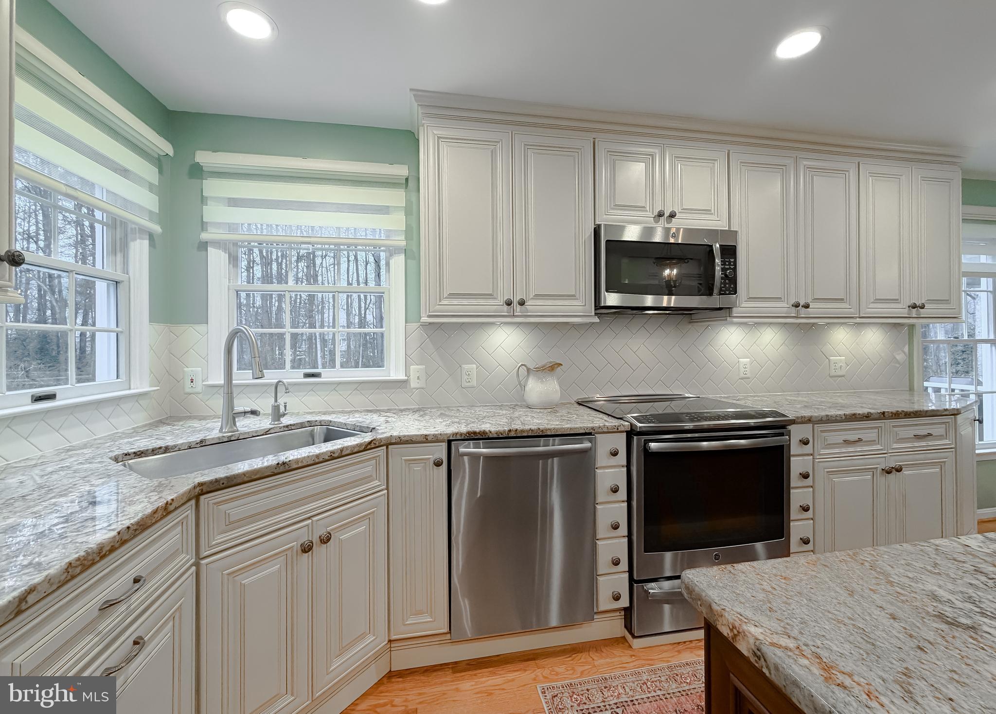 BRETON BAY LANDING - Residential