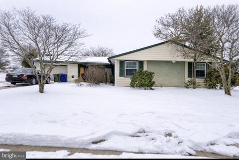 15 TOLEDO LANE WILLINGBORO NJ 08046