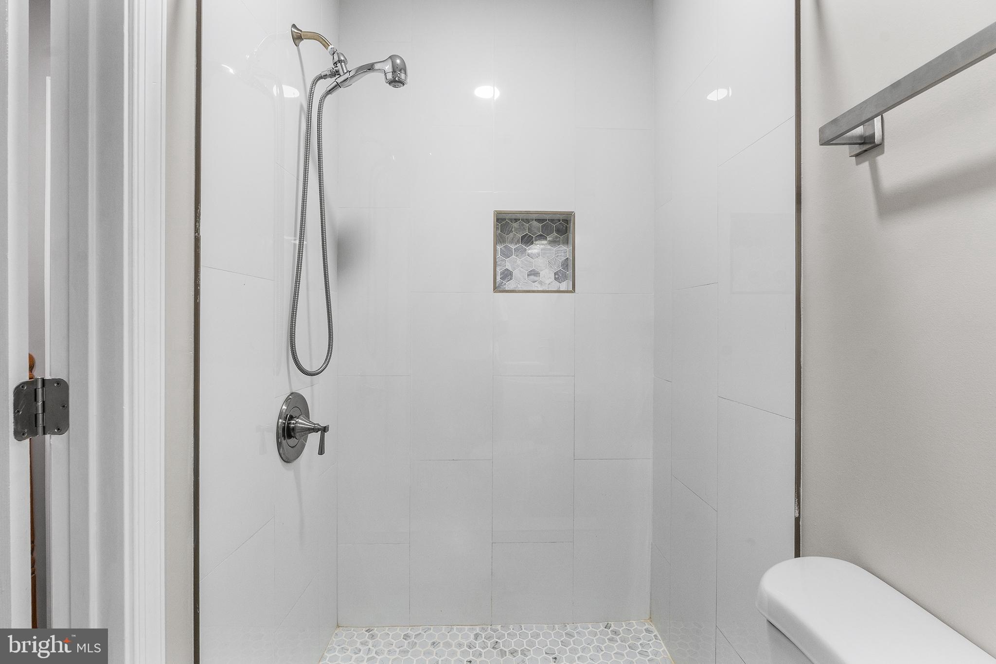 RIDGELY'S DELIGHT - Residential