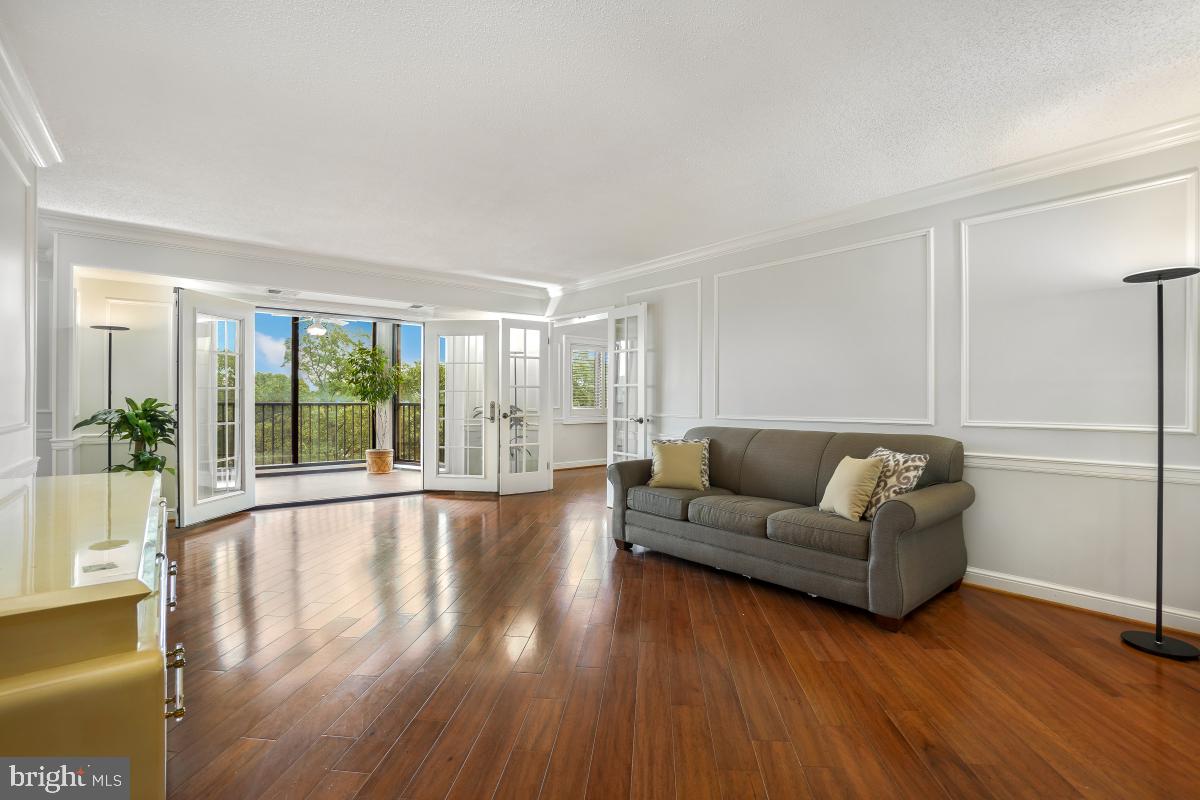 5903 MOUNT EAGLE DRIVE 718