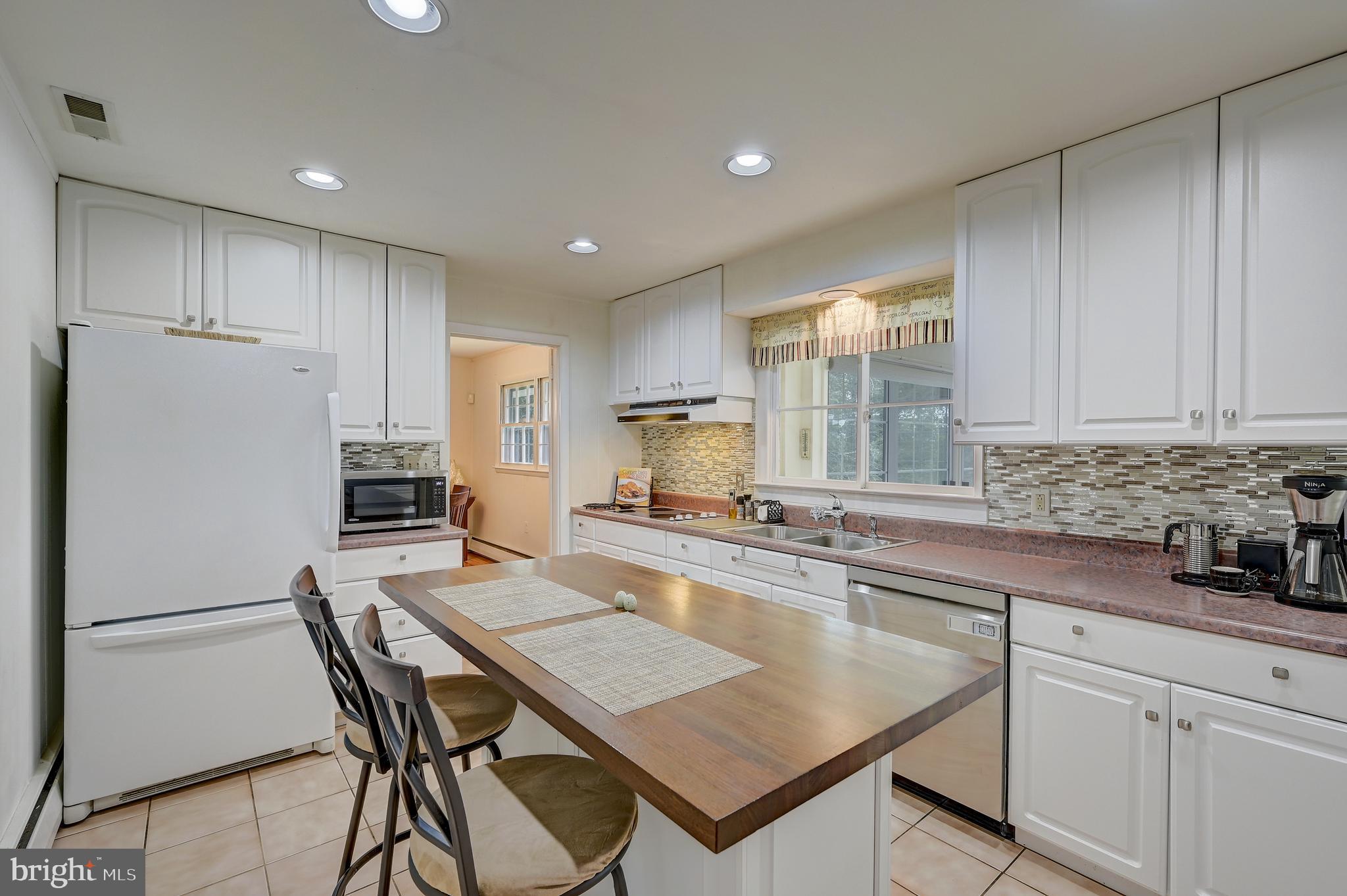 ST JOHNS VILLAGE - Residential