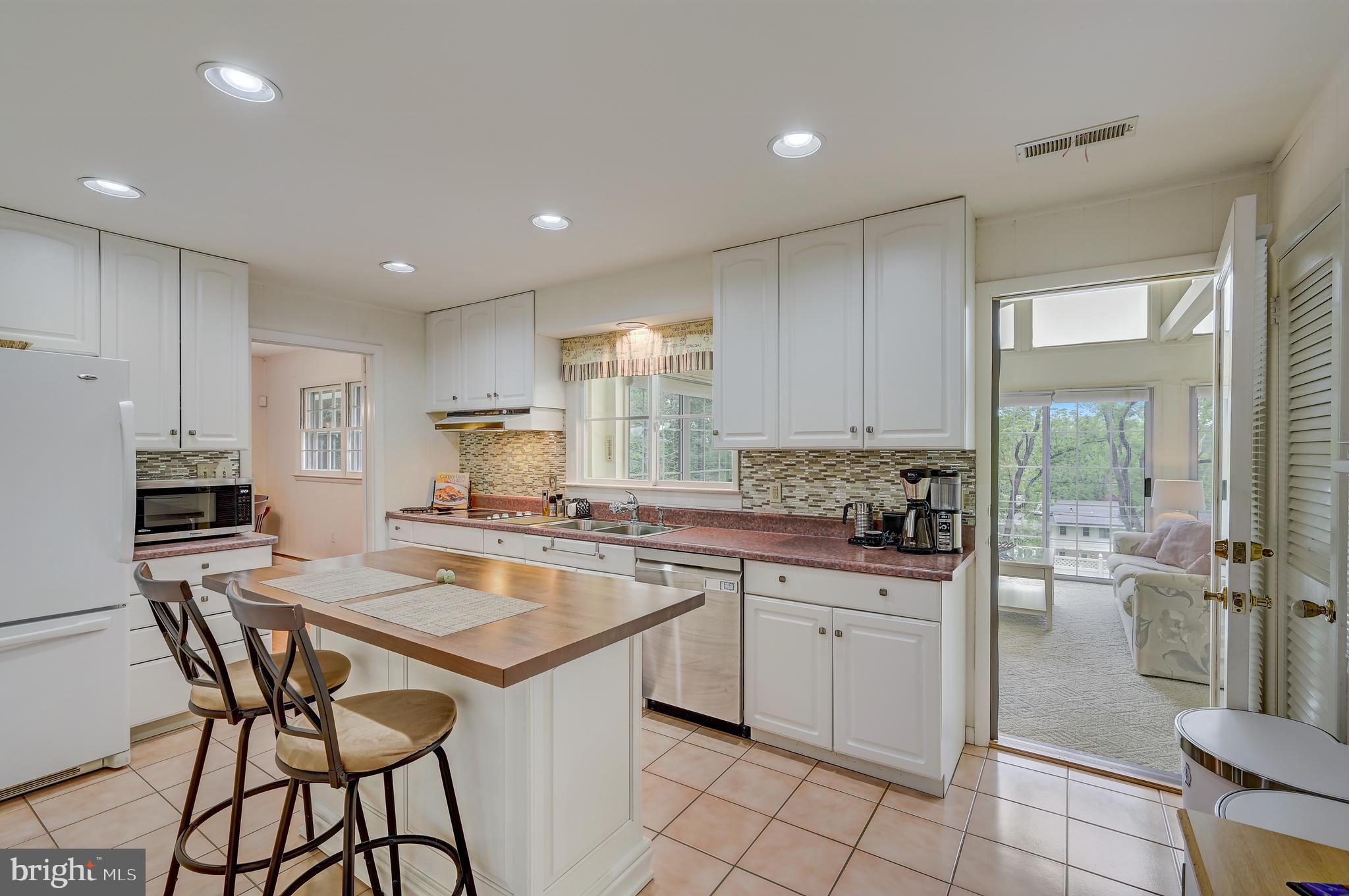 ST JOHNS VILLAGE - Residential