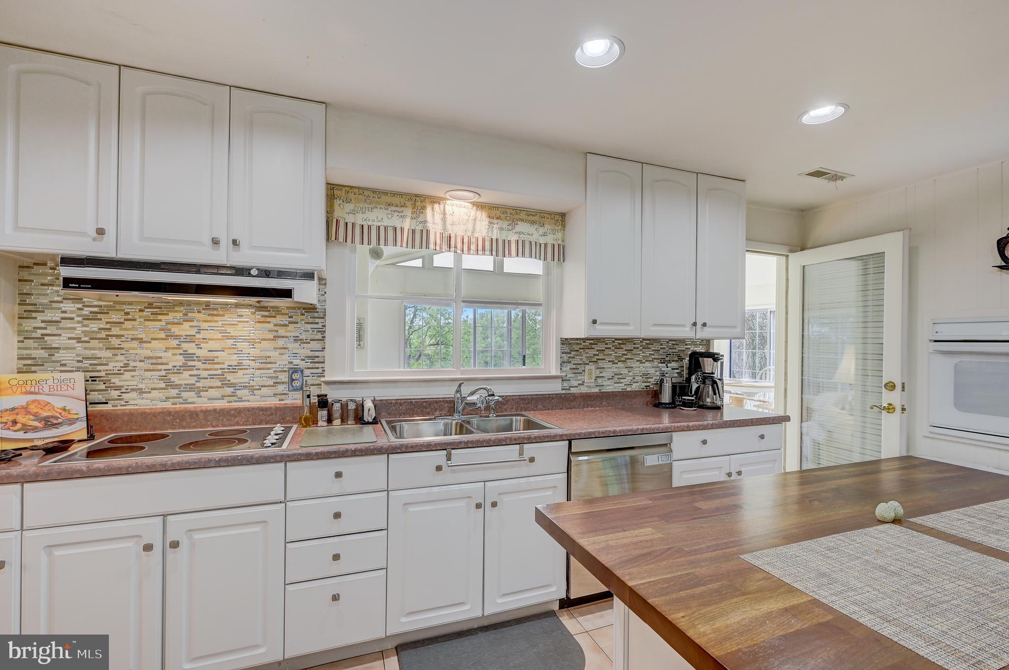 ST JOHNS VILLAGE - Residential