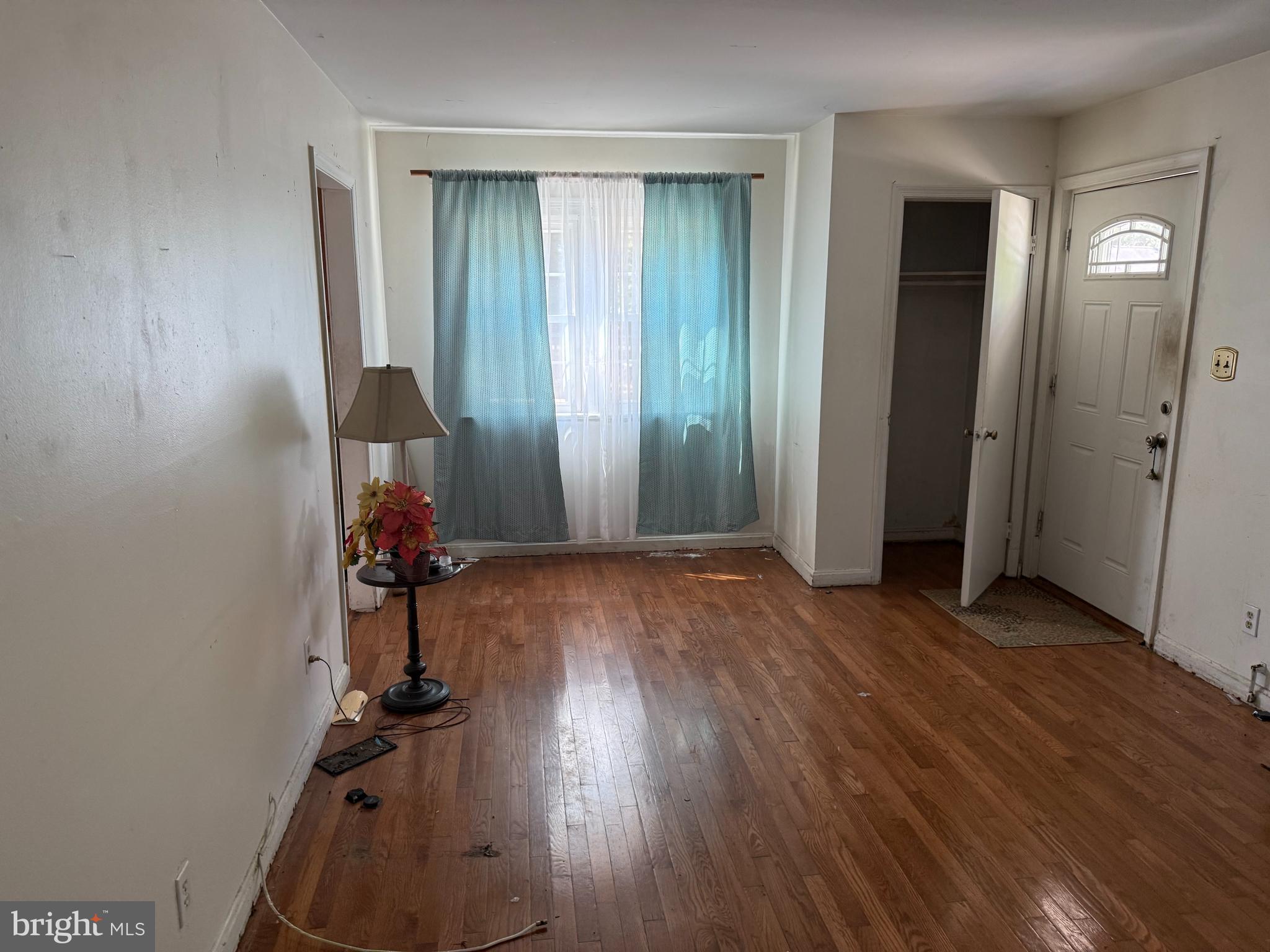 RADIANT VALLEY - Residential