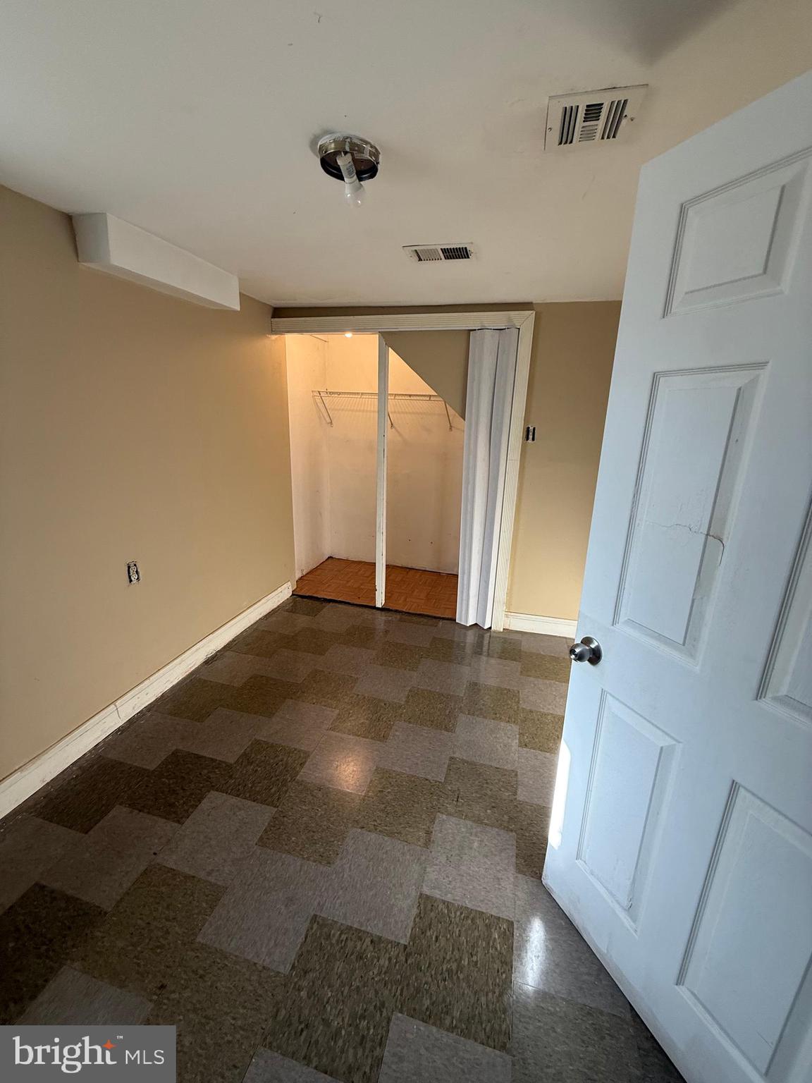 RADIANT VALLEY - Residential