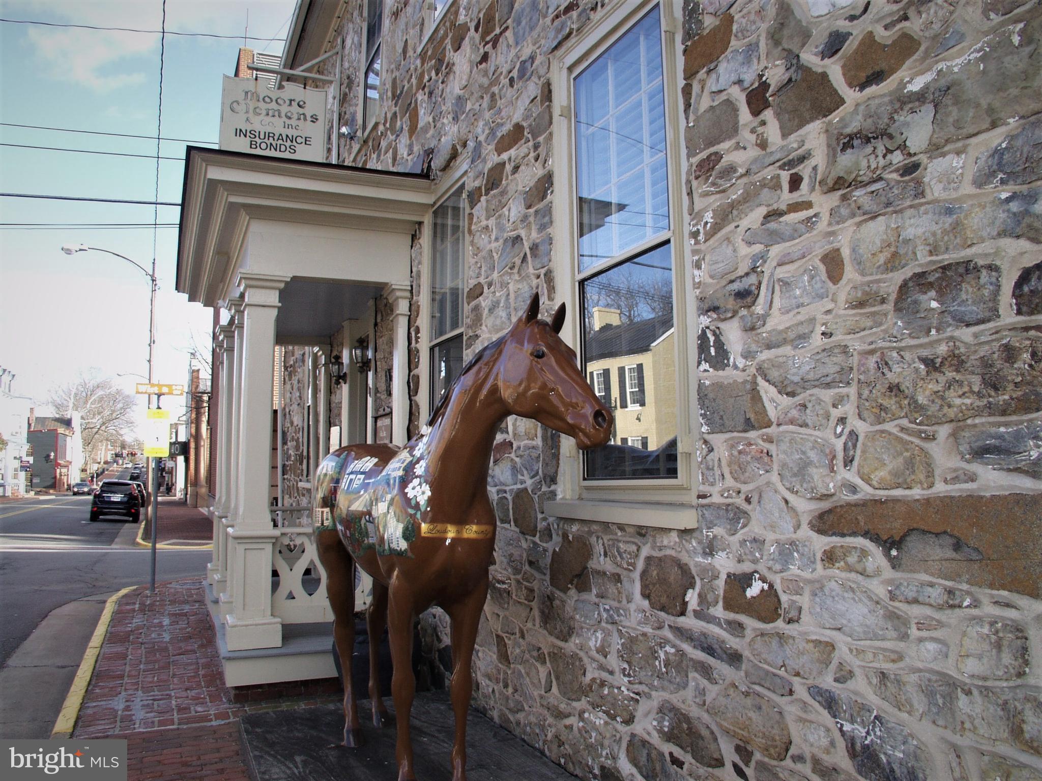 CRESTWOOD HAMLET - Residential