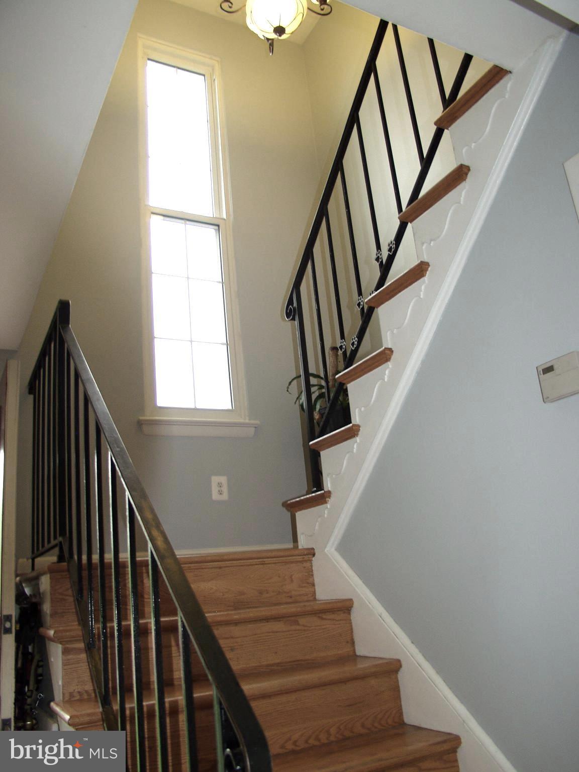 CRESTWOOD HAMLET - Residential