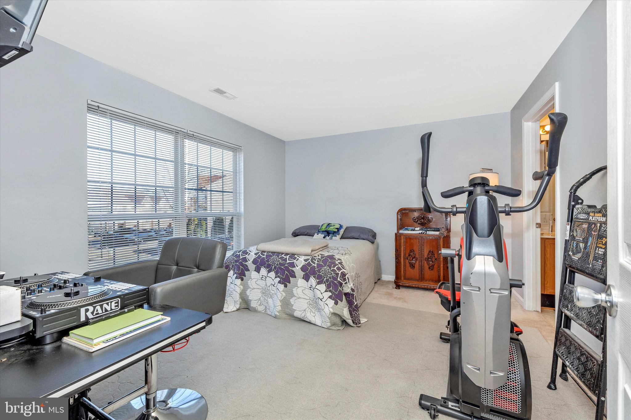 WHITTIER ECHO GLEN - Residential