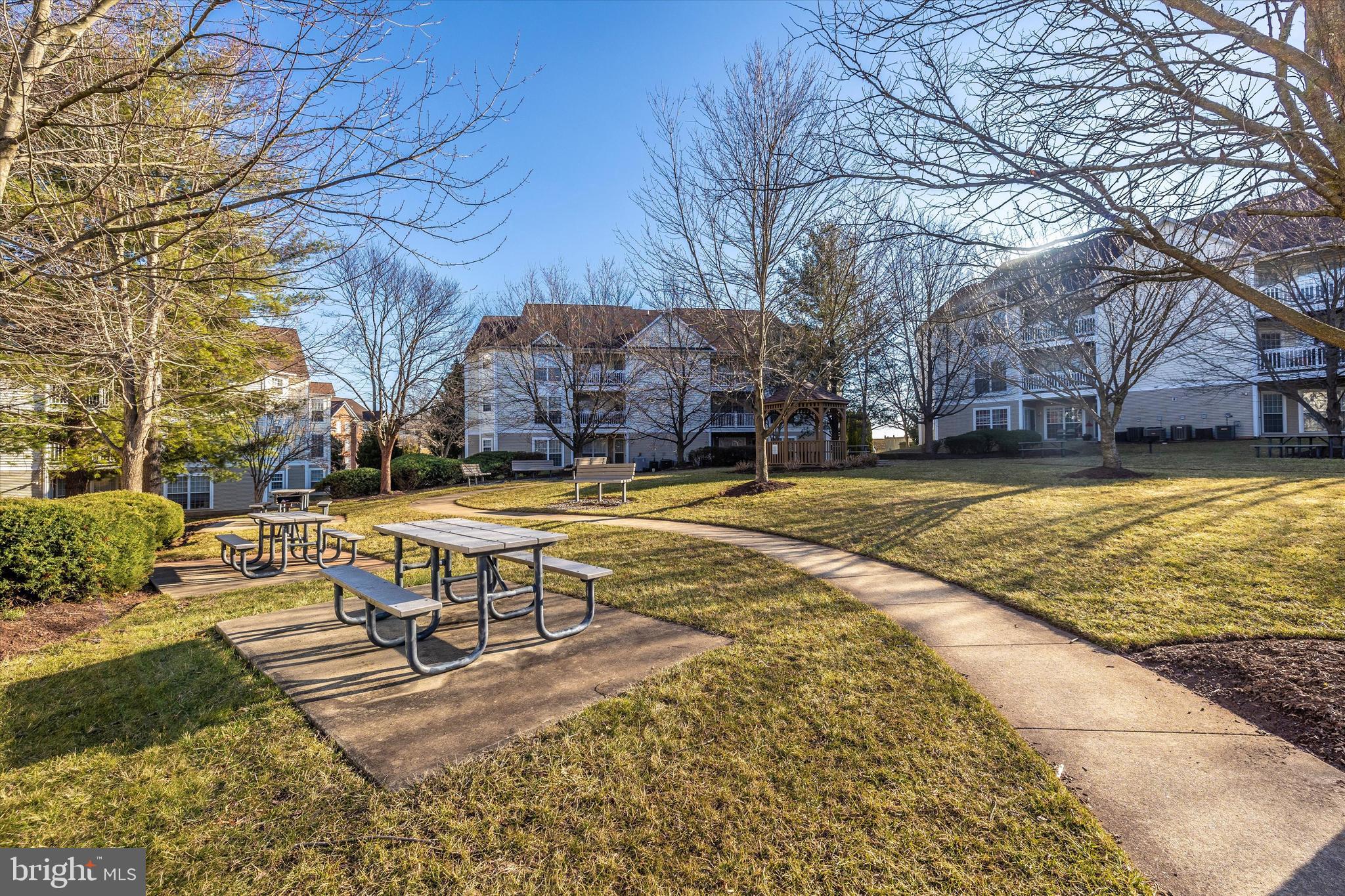 WHITTIER ECHO GLEN - Residential