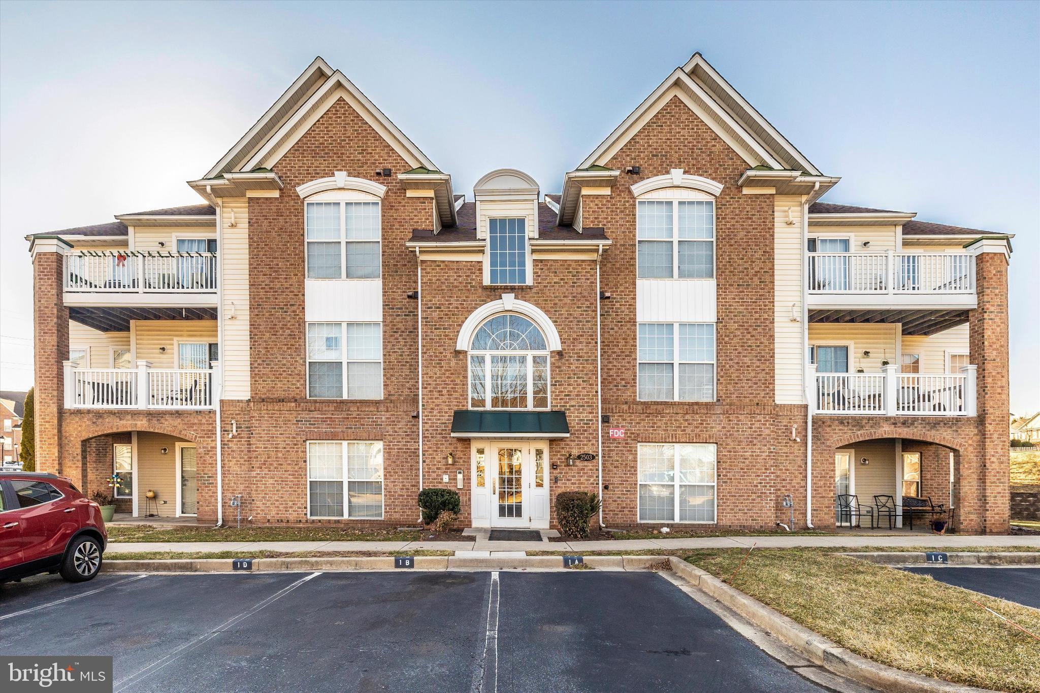 WHITTIER ECHO GLEN - Residential